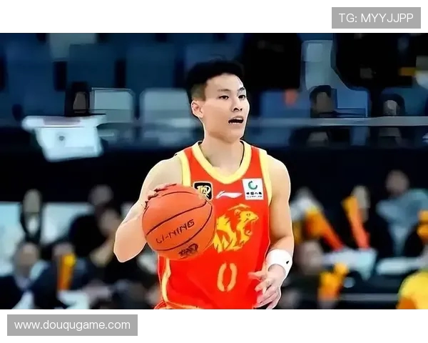 林秉圣跨界解说浙超总决赛:从 CBA 冠军到赛事评论员的蜕变